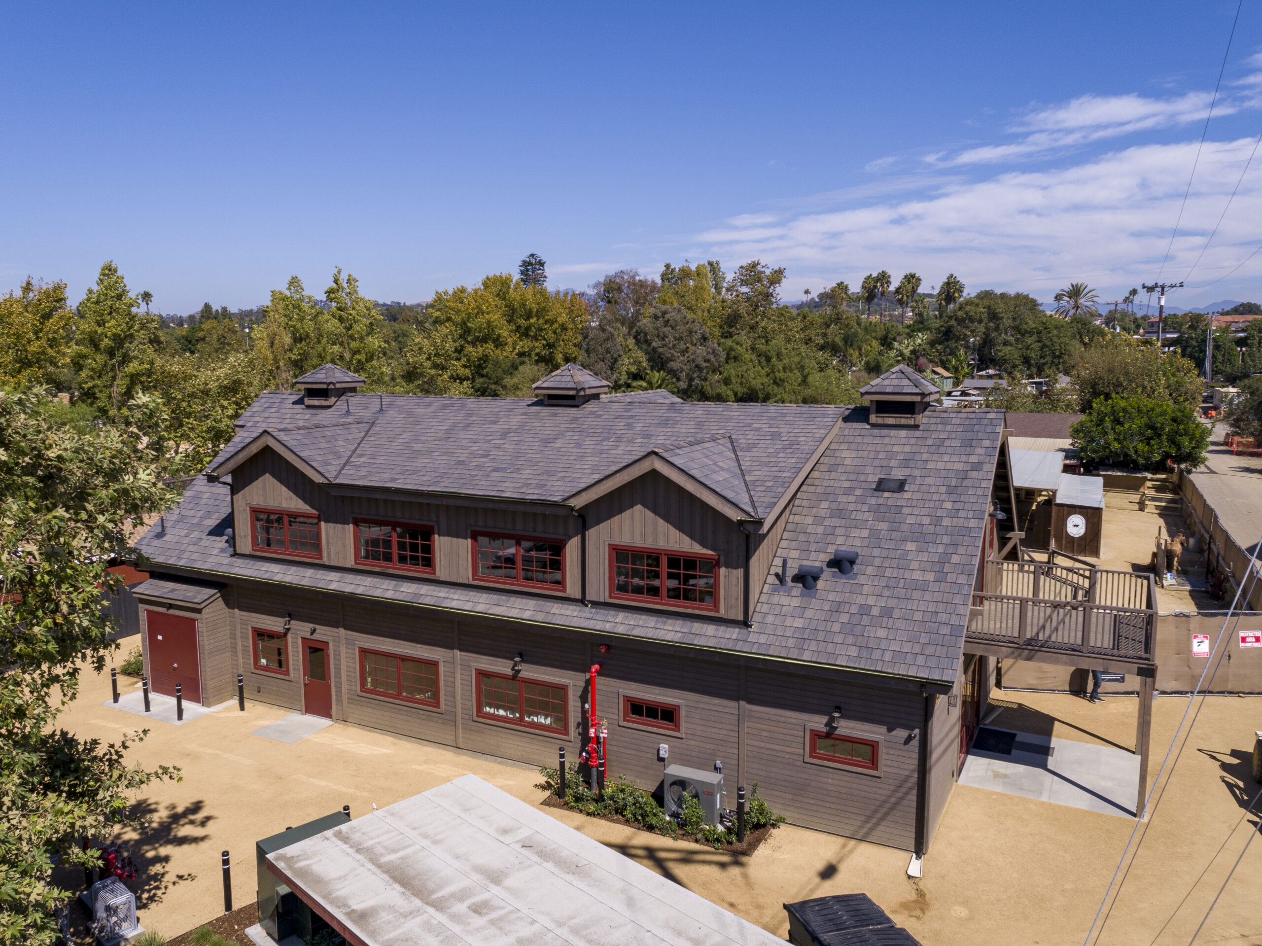 Zoomar's — Tenant Improvement